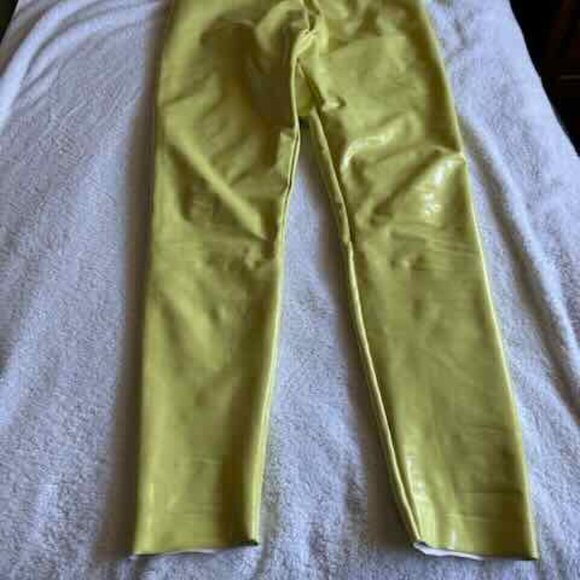 Commando Faux Patent Leather Legging Size Large Limeade PreOwned - Picture 3 of 10